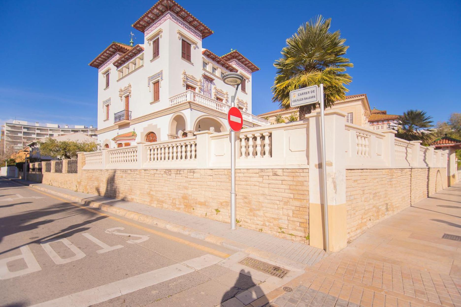 Luxury In The Centre Of Apartment
